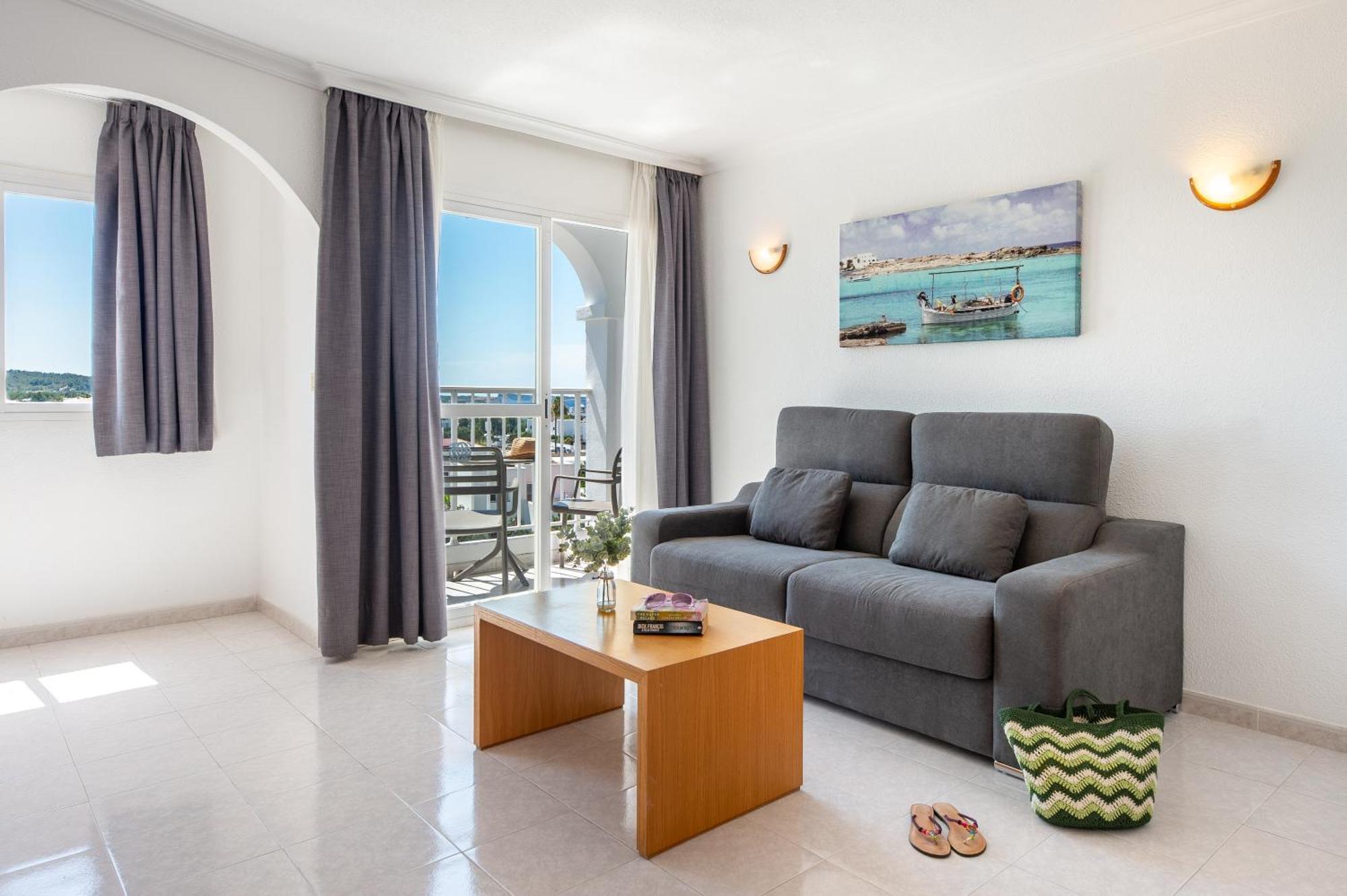 Hotel Apartamentos Vibra San Marino San Antonio  Eksteriør bilde