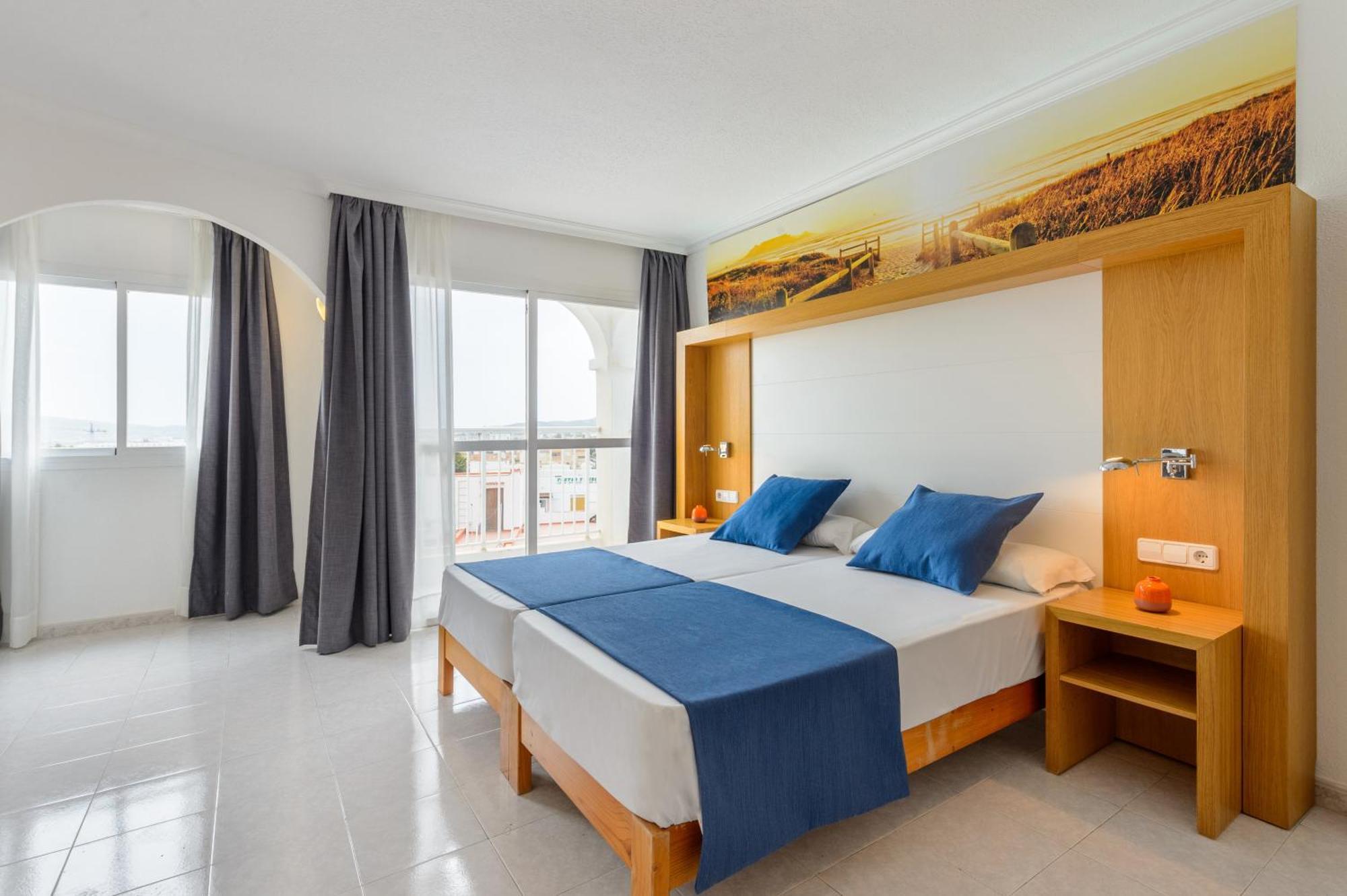 Hotel Apartamentos Vibra San Marino San Antonio  Eksteriør bilde