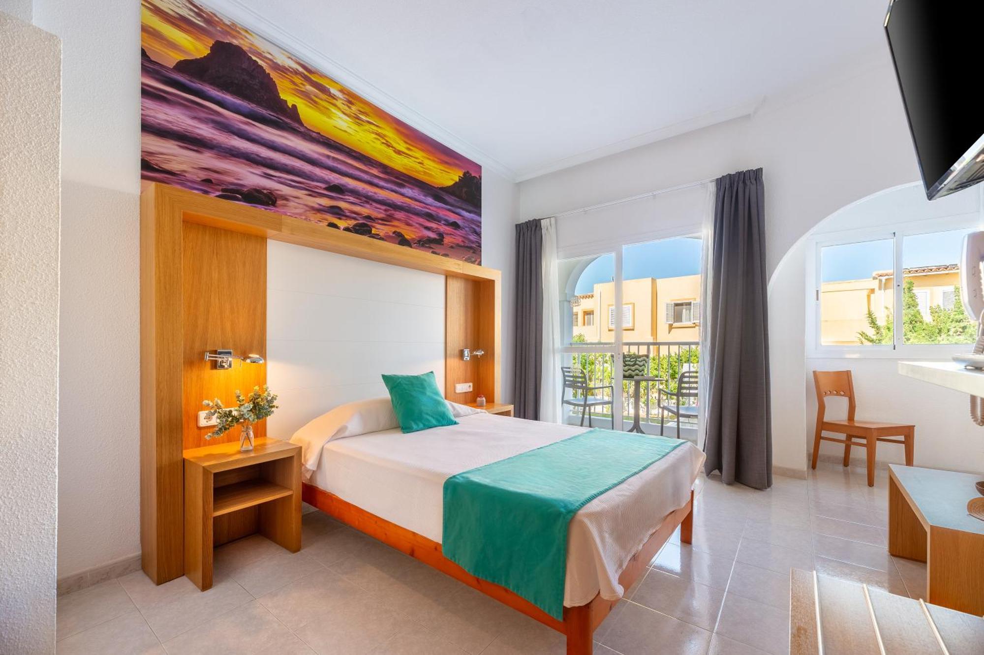 Hotel Apartamentos Vibra San Marino San Antonio  Eksteriør bilde
